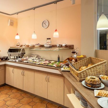 Hotel Montana Diemelstadt Eksteriør billede