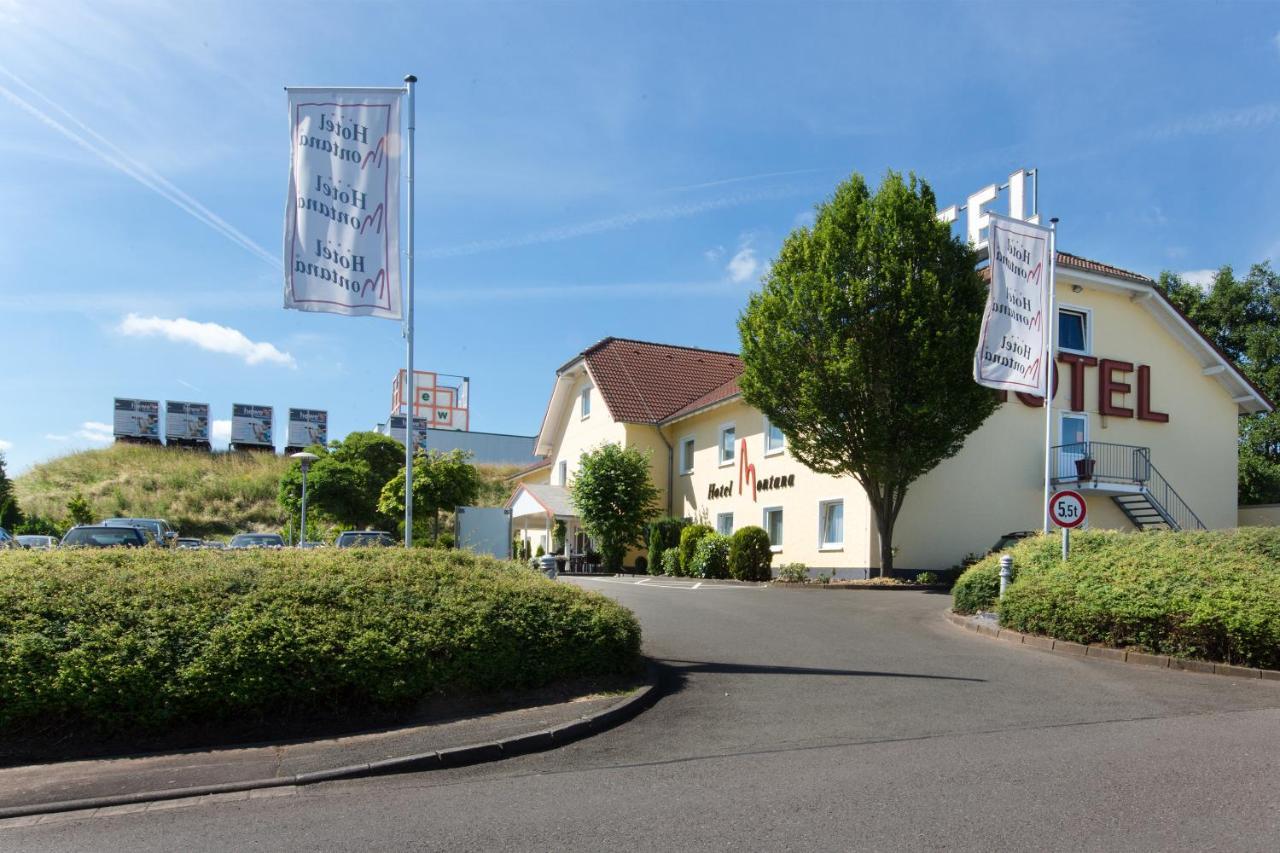 Hotel Montana Diemelstadt Eksteriør billede