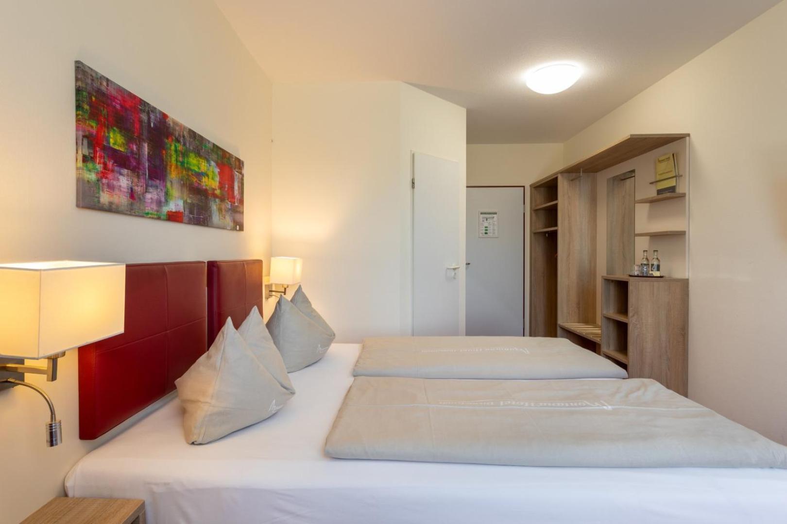 Hotel Montana Diemelstadt Eksteriør billede